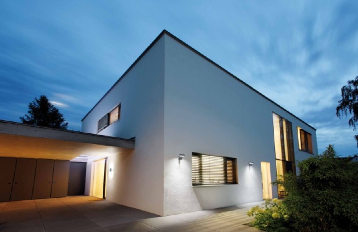 Außen­beleuchtung bei Georg Wagner GmbH & Co. in Lohr/Main